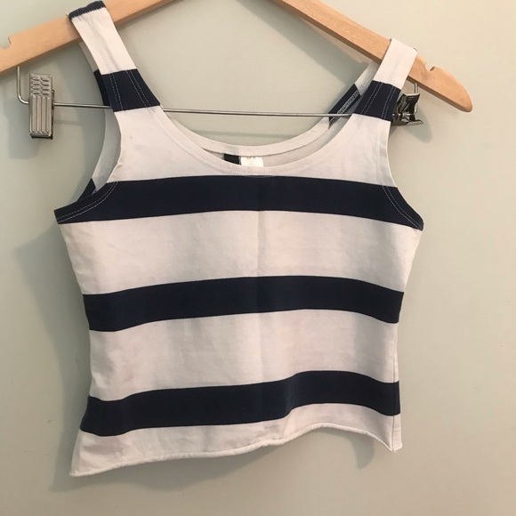 H&M crop top - Picture 3 of 3
